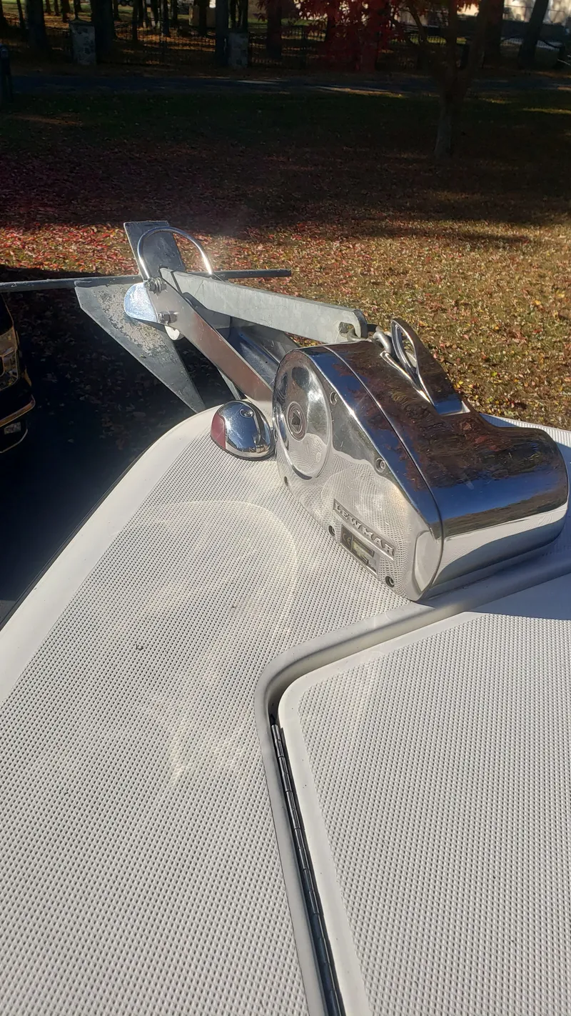 Slide: The Image of Close-up of a 2009 Triton 225 CC boat anchor. - 27