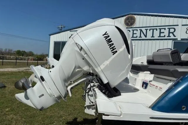 Slide: The Image of 2022 Cobalt R8 Outboard with dual 300 V6 engines, rear view. - 3