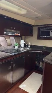Slide: The Image of Sea Ray 60 Sundancer 2006 - 27