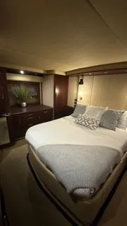 Slide: The Image of Sea Ray 60 Sundancer 2006 - 29
