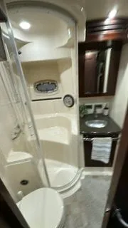 Slide: The Image of Sea Ray 60 Sundancer 2006 - 30