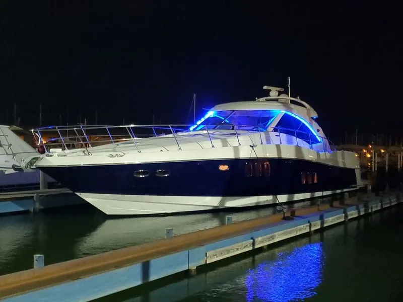 Slide: The Image of Sea Ray 60 Sundancer 2006 - 5