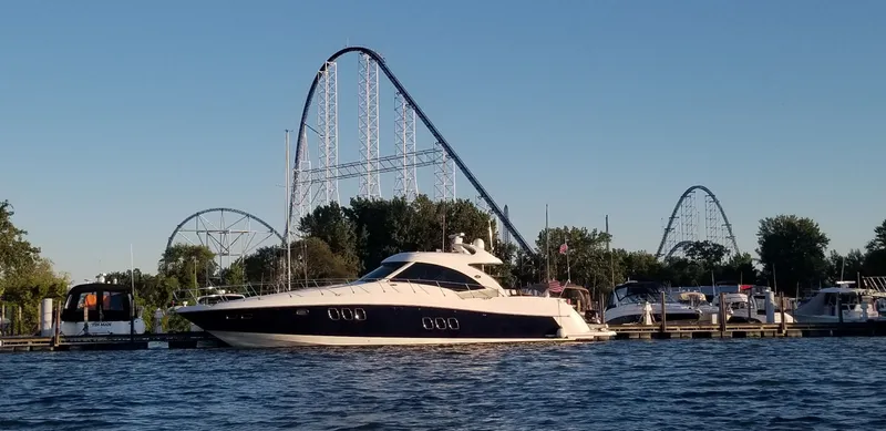 Slide: The Image of Sea Ray 60 Sundancer 2006 - 8