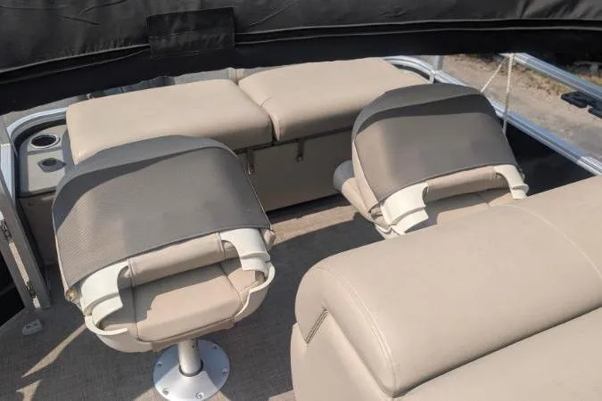 Slide: The Image of Interior seating of 2022 Sun Tracker SportFish 22 XP3 pontoon boat. - 8