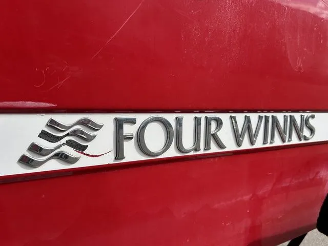 Slide: The Image of Four Winns HD200 2019 - 5