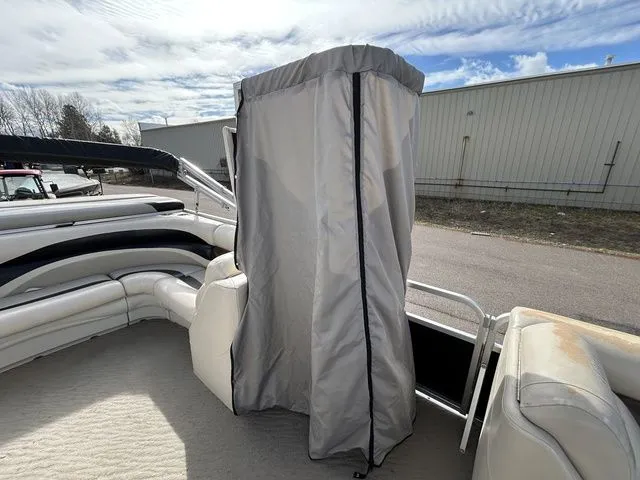 Slide: The Image of Manitou Aurora 22 2012 - 18