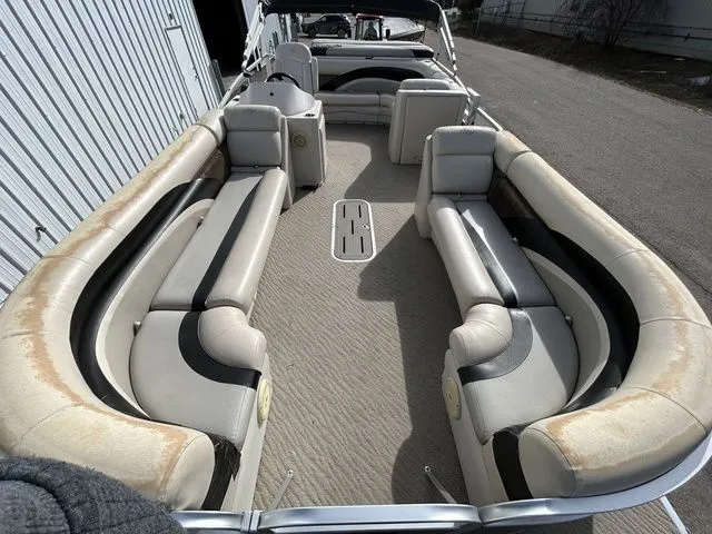 Slide: The Image of Manitou Aurora 22 2012 - 6