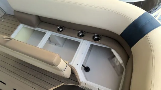 Slide: The Image of SunCatcher Select 322SL 2026 - 12