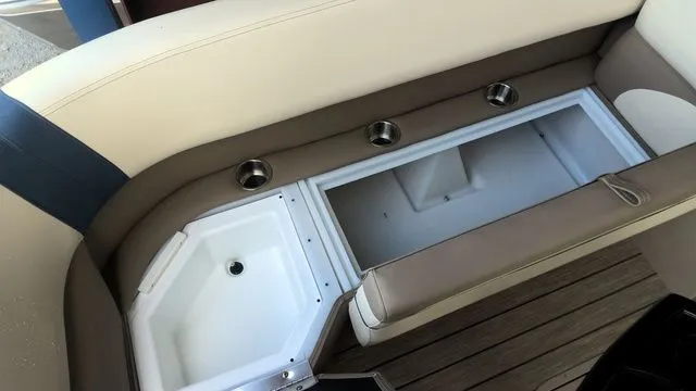 Slide: The Image of SunCatcher Select 322SL 2026 - 14