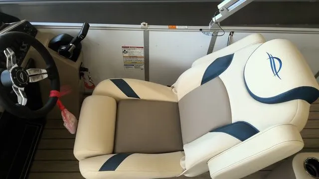 Slide: The Image of SunCatcher Select 322SL 2026 - 7