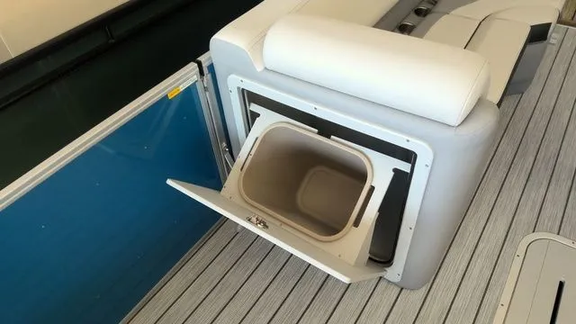 Slide: The Image of SunCatcher Select 322RC 2026 - 11