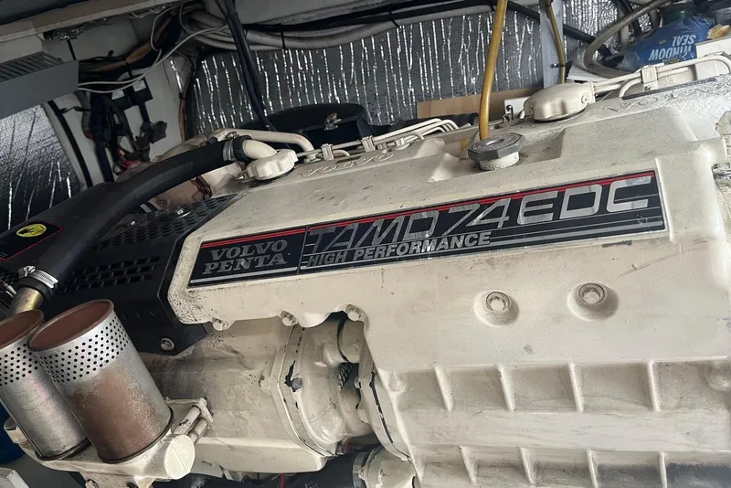 Slide: The Image of Volvo Penta TAMD74 EDC engine in 2000 Cruisers Yachts 5000 Sedan Sport. - 14