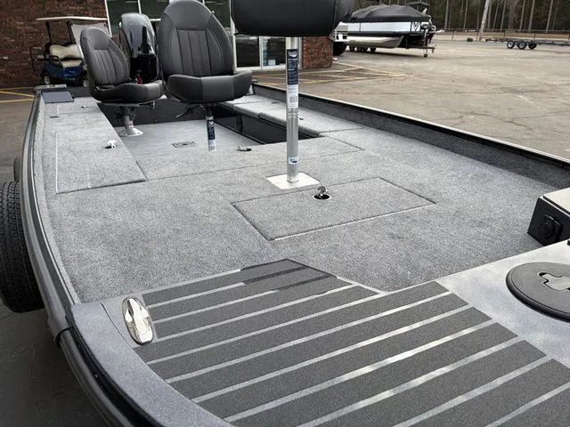 Slide: The Image of Tuffy Esox Mag Tiller 2026 - 12