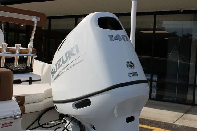 Slide: The Image of Pioneer 180 Islander 2026 - 12