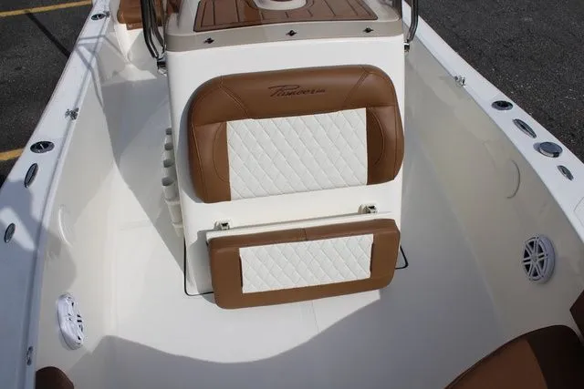 Slide: The Image of Pioneer 180 Islander 2026 - 25