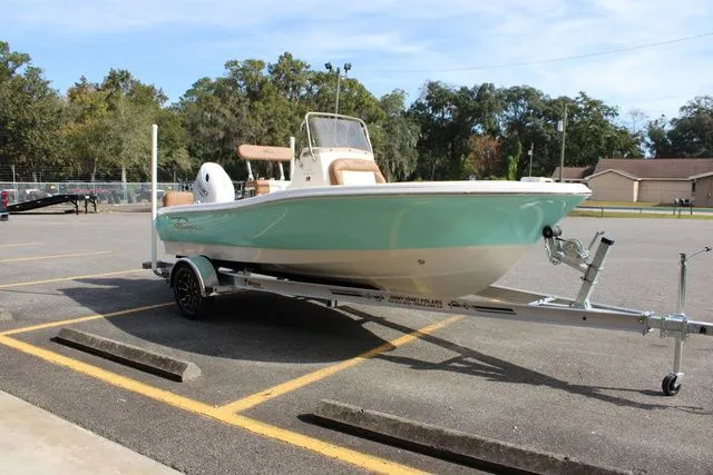 Slide: The Image of Pioneer 180 Islander 2026 - 7