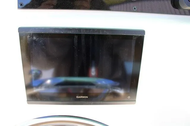 Slide: The Image of Pioneer 220 Bay Sport 2026 - 19