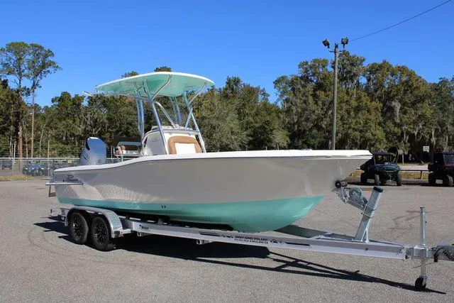 Slide: The Image of Pioneer 220 Bay Sport 2026 - 7