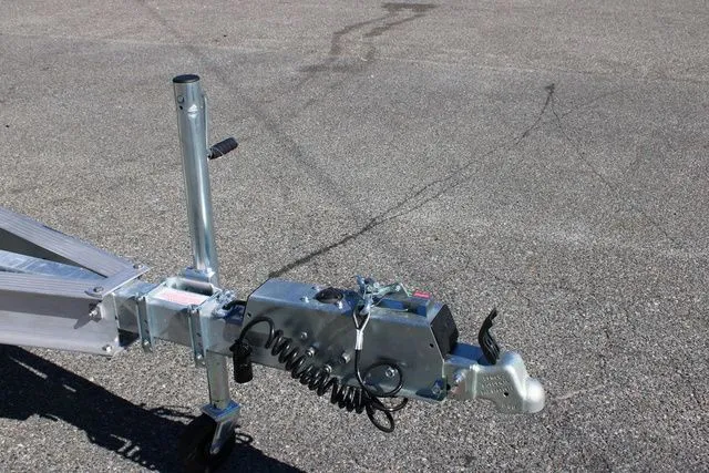 Slide: The Image of Pioneer 220 Bay Sport 2026 - 9