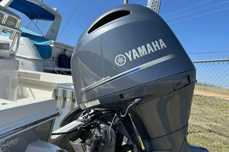 Slide: The Image of 2022 BayRider Kencraft 219 Bay with Yamaha four-stroke outboard motor. - 4