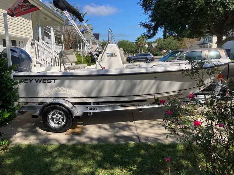 The Image of Key West 1720 Center Console 2022 - undefined