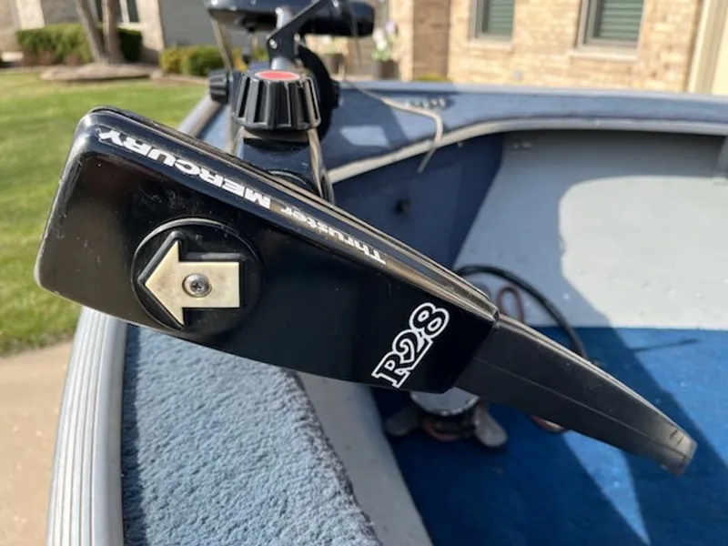 Slide: The Image of Alumacraft Lunker 1987 - 12