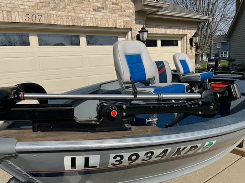 Slide: The Image of Alumacraft Lunker 1987 - 24