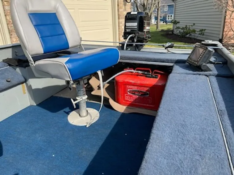 Slide: The Image of Alumacraft Lunker 1987 - 4