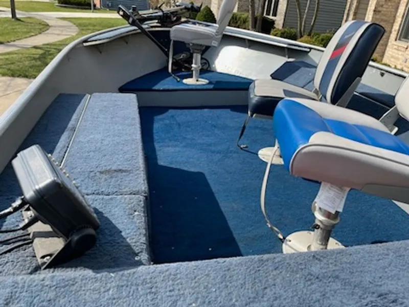 Slide: The Image of Alumacraft Lunker 1987 - 9