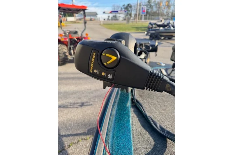 Slide: The Image of Close-up of a Fortrex trolling motor control on a 1994 Javelin 389T boat. - 14