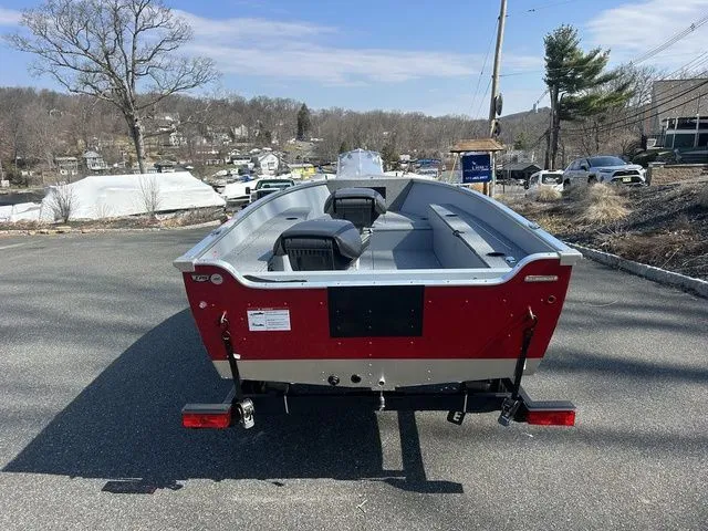 Slide: The Image of Lund 1400 Fury Tiller 2026 - 10