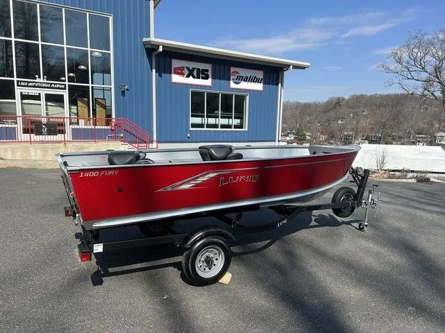 Slide: The Image of Lund 1400 Fury Tiller 2026 - 11