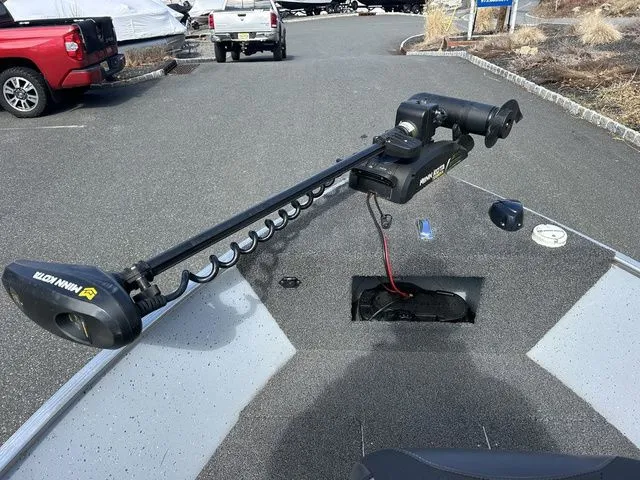 Slide: The Image of Lund 1600 Fury SS 2022 - 7