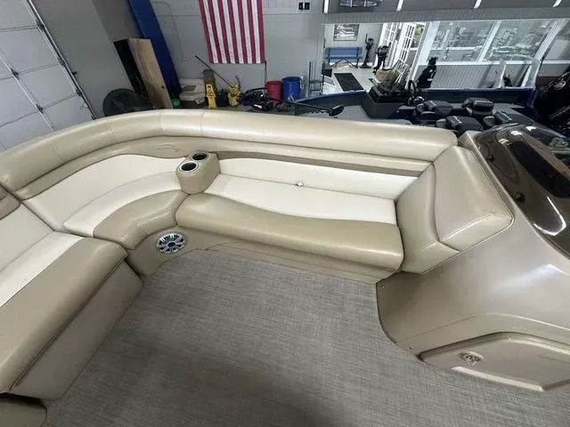 Slide: The Image of Bennington 22SSX 2017 - 4