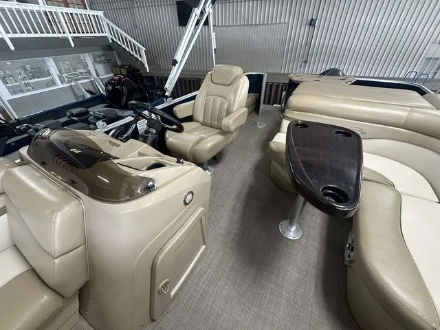 Slide: The Image of Bennington 22SSX 2017 - 9