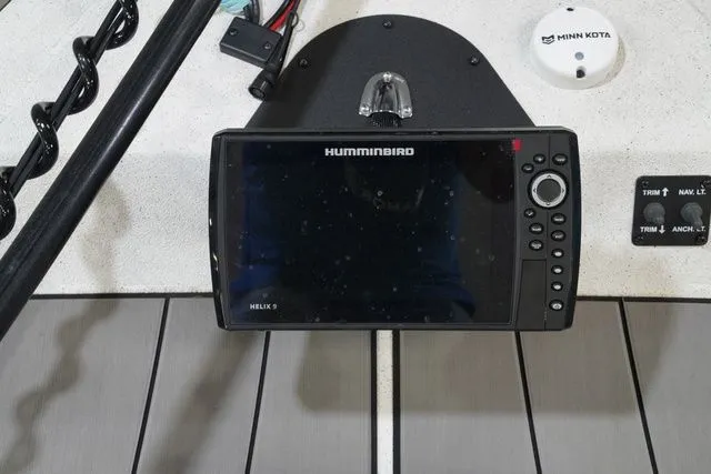 Slide: The Image of Vexus AVX2180CC 2022 - 13