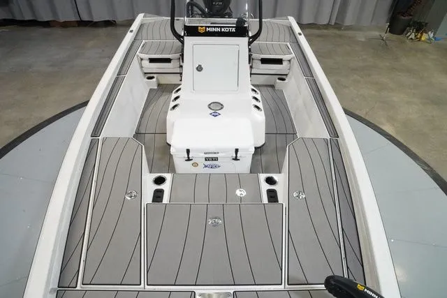 Slide: The Image of Vexus AVX2180CC 2022 - 14