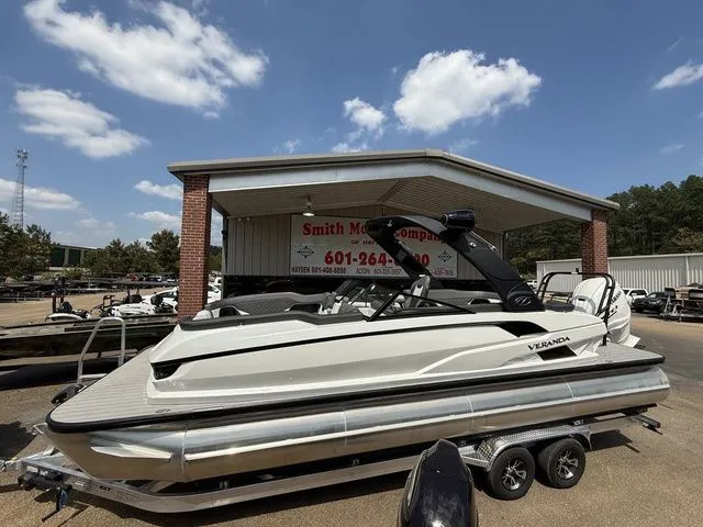 The Image of Veranda V One 2026 - 1