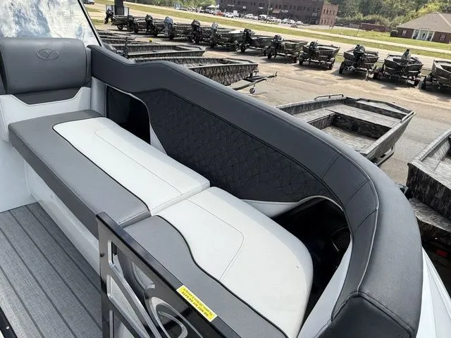 Slide: The Image of Veranda V One 2026 - 18