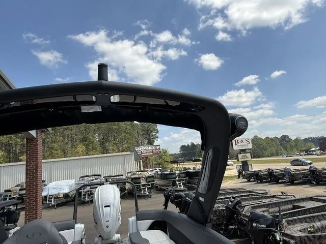 Slide: The Image of Veranda V One 2026 - 20