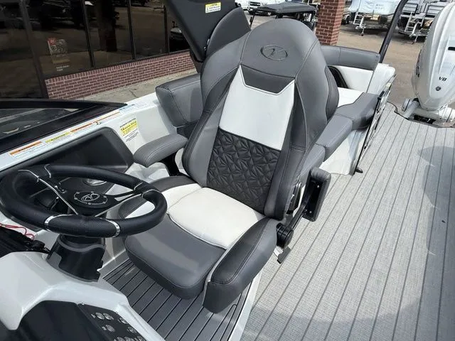 Slide: The Image of Veranda V One 2026 - 22