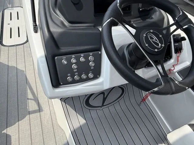 Slide: The Image of Veranda V One 2026 - 31