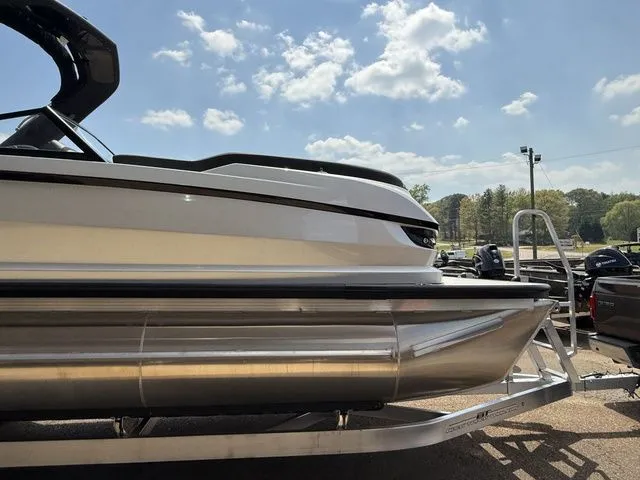 Slide: The Image of Veranda V One 2026 - 4