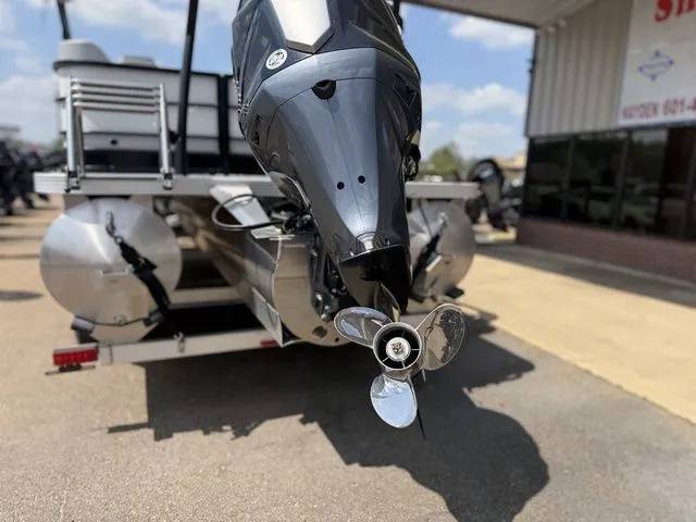 Slide: The Image of Veranda DEMO Vs22rc DEMO 2025 - 7