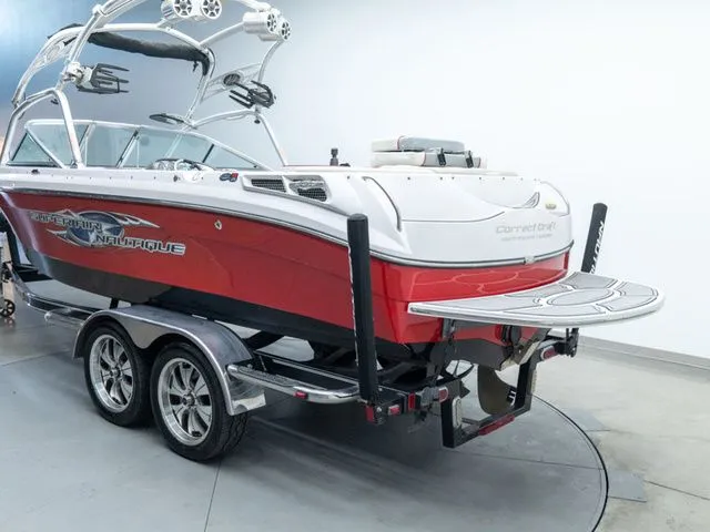 Slide: The Image of Correct Craft 222 2006 - 4