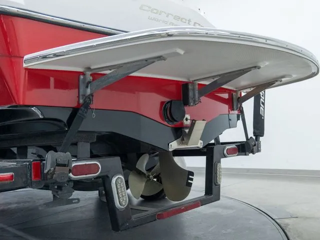 Slide: The Image of Correct Craft 222 2006 - 8