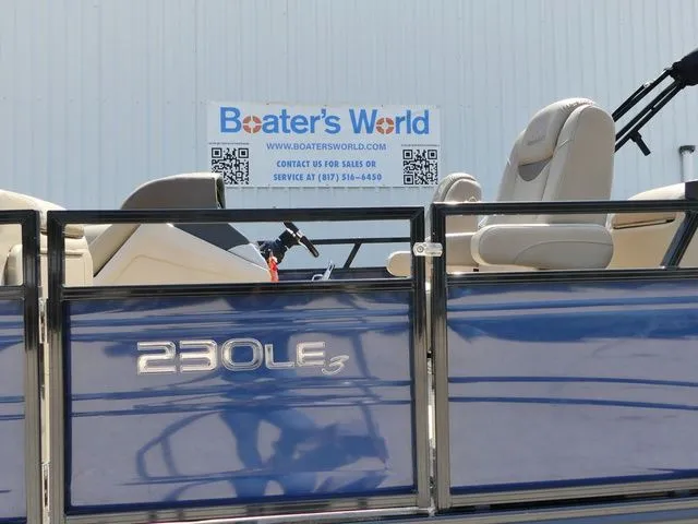 Slide: The Image of Regency 230 LE3 2023 - 3