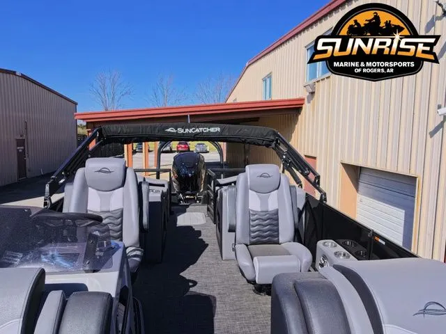 Slide: The Image of SunCatcher Elite 324SS 2026 - 10