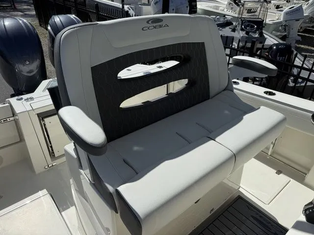 Slide: The Image of Cobia 245 Center Console 2026 - 18