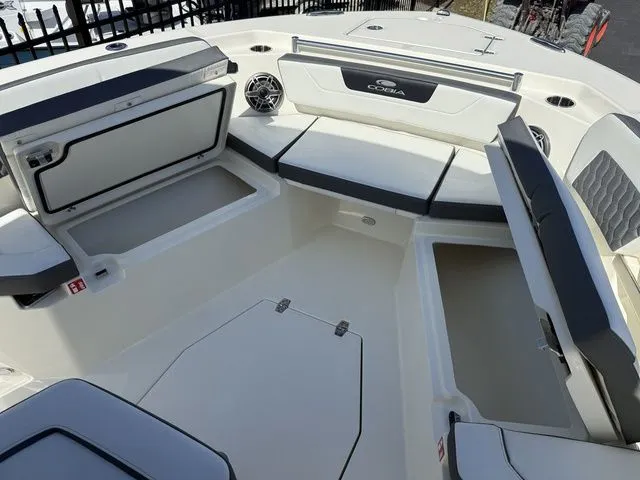 Slide: The Image of Cobia 245 Center Console 2026 - 8